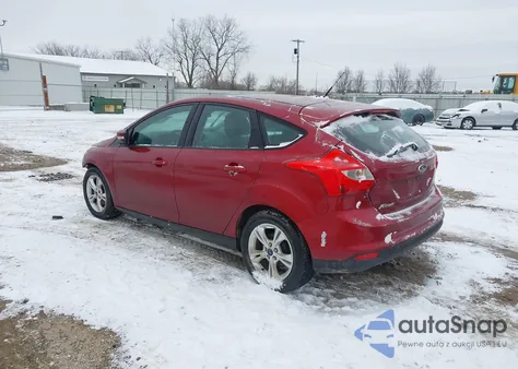 2013 Ford Focus Se z USA, uszkodzony, nr VIN 1FADP3K25DL136406